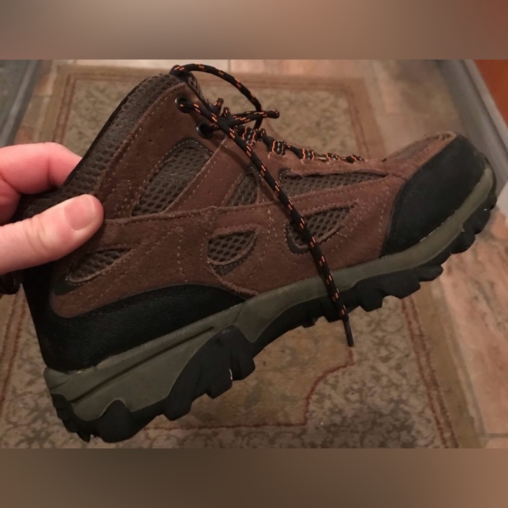 OzarkTrail forest Vented Waterproof Leather Hiker Boot Sz 9-Women-Men-7-Like Ne - Picture 14 of 14